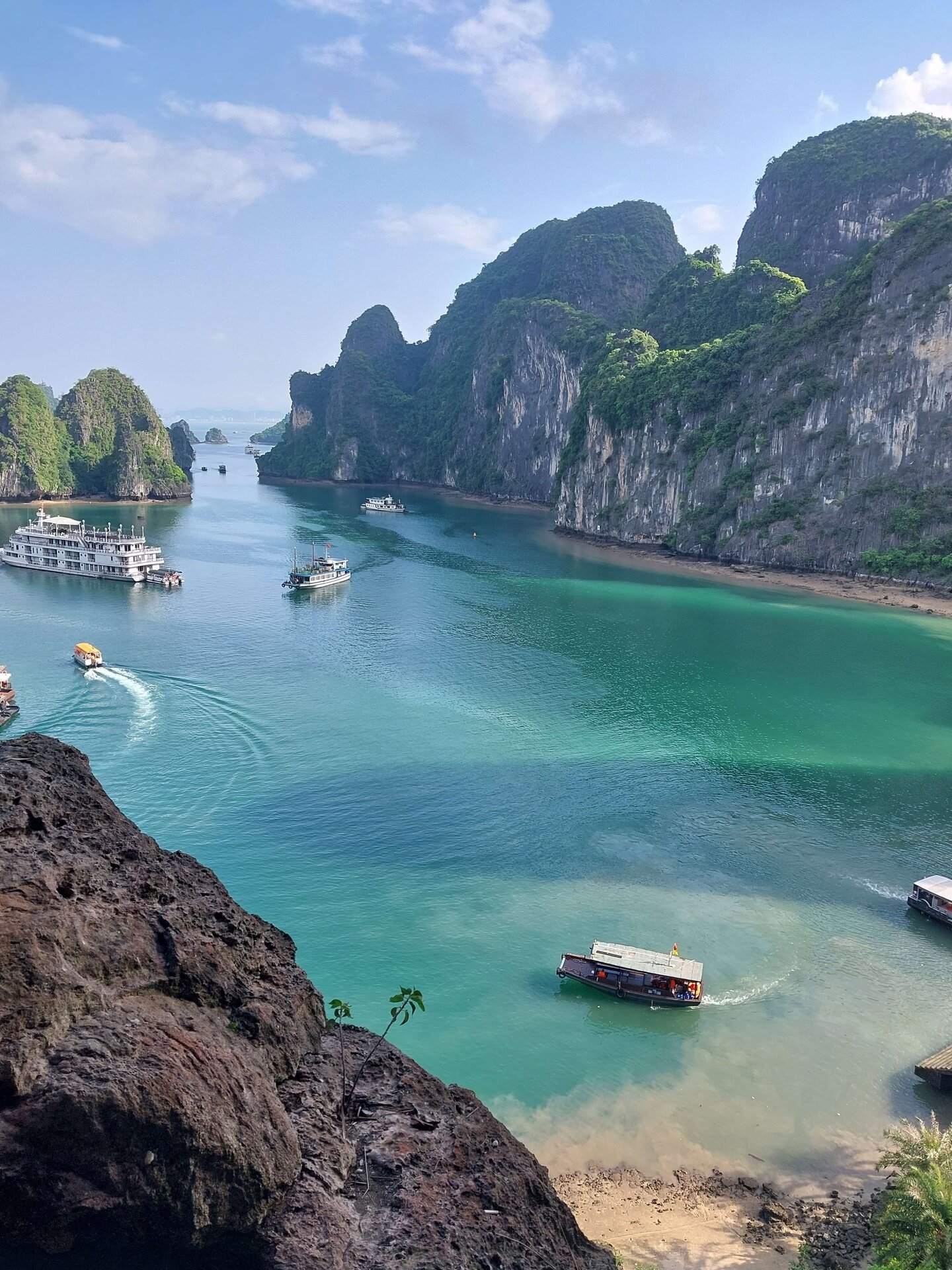 Begin your e-visa-prepared day with Vietnam’s tranquil ambiance