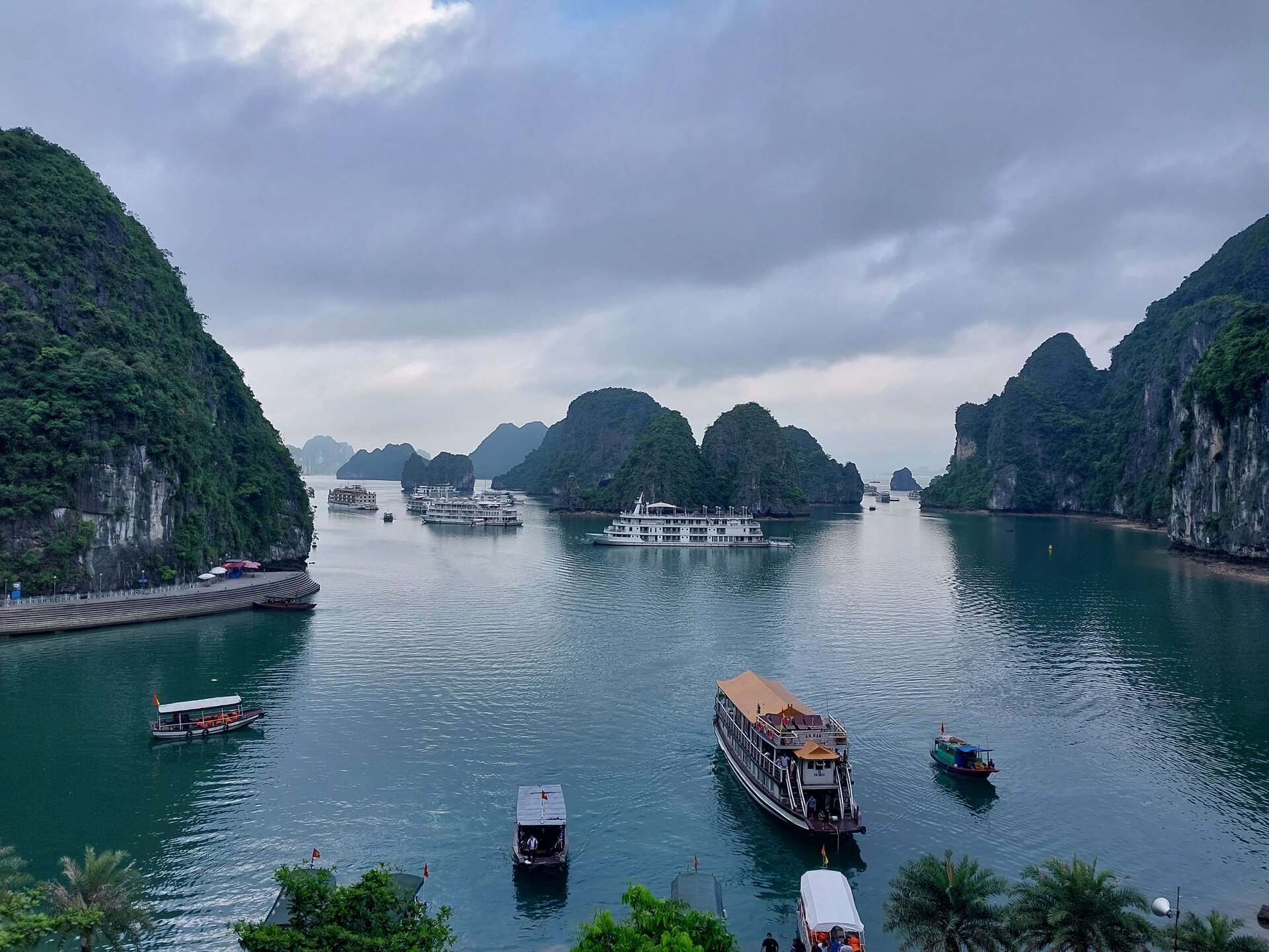 Begin your e-visa-prepared day with Vietnam’s tranquil ambiance