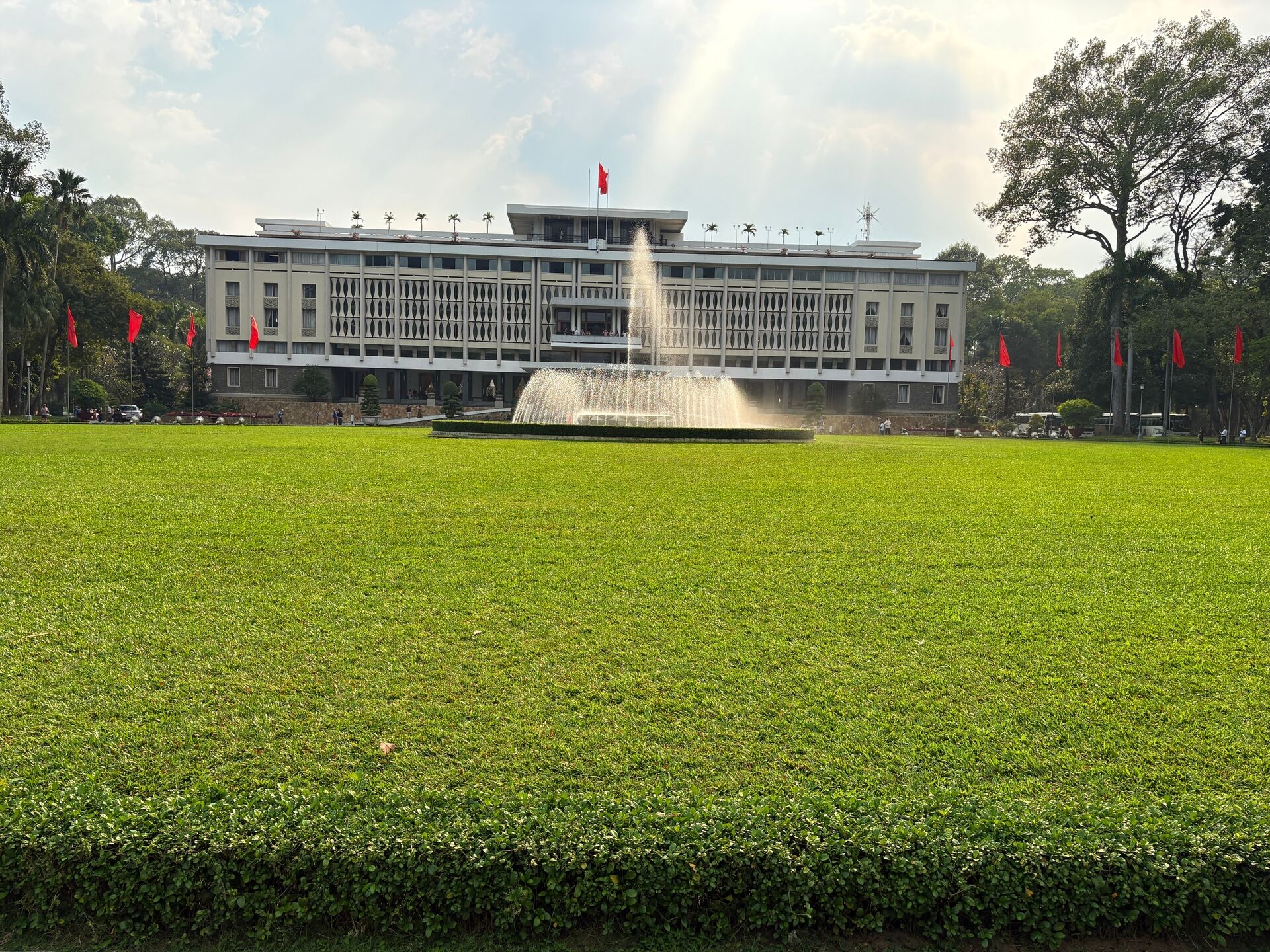 Start your visa-prepared journey with Vietnam’s vibrant glow