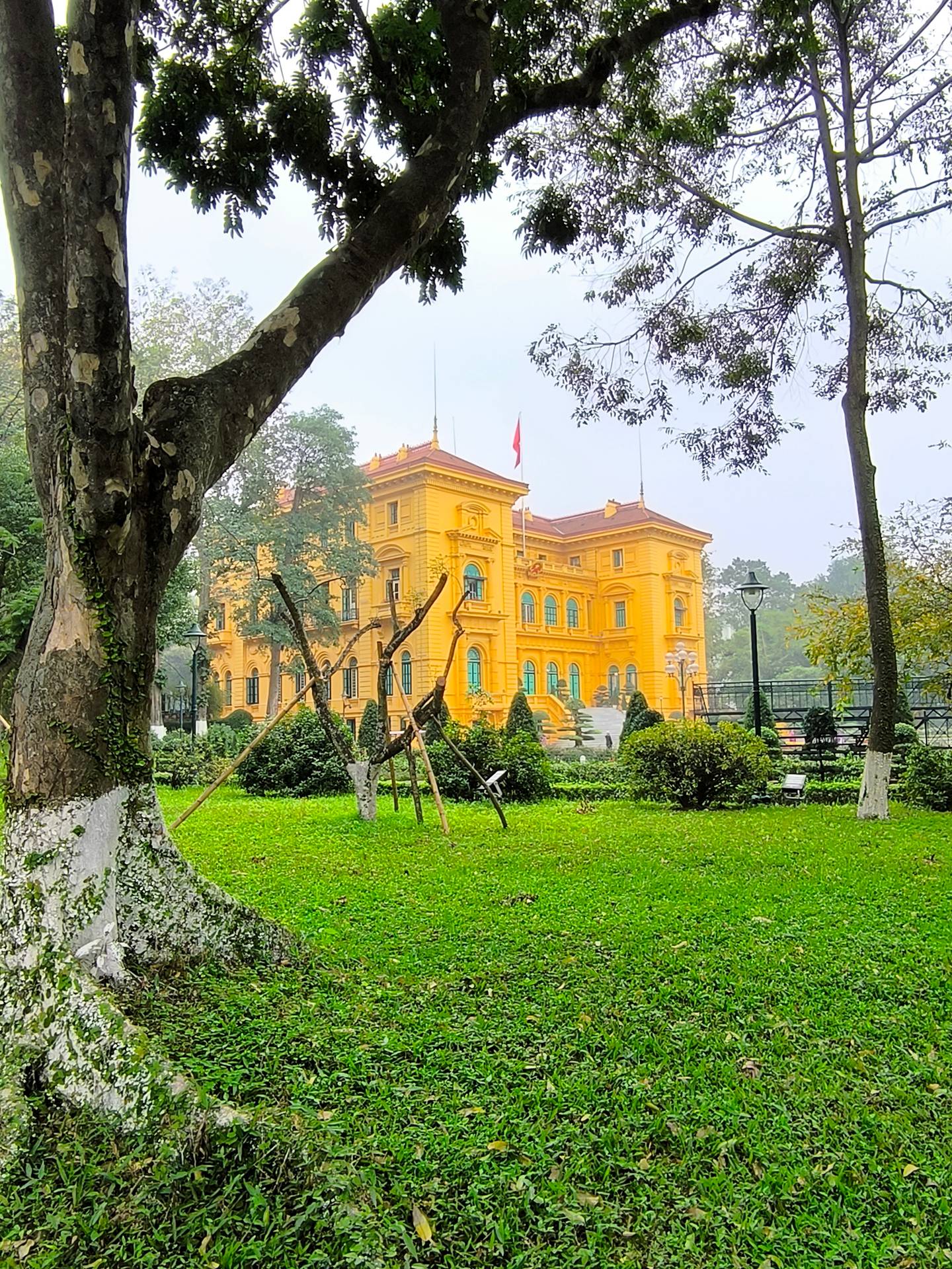 Start your e-visa-prepared journey with Vietnam’s vibrant glow