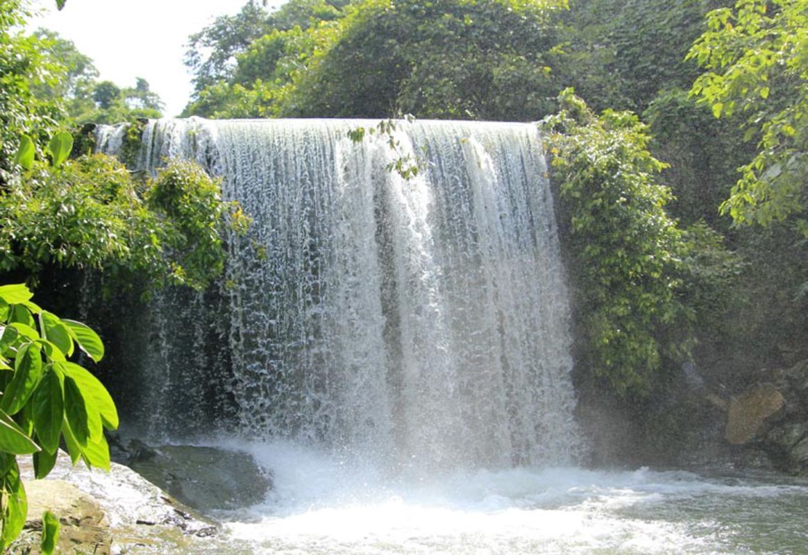 Khoang Xanh - Suoi Tien