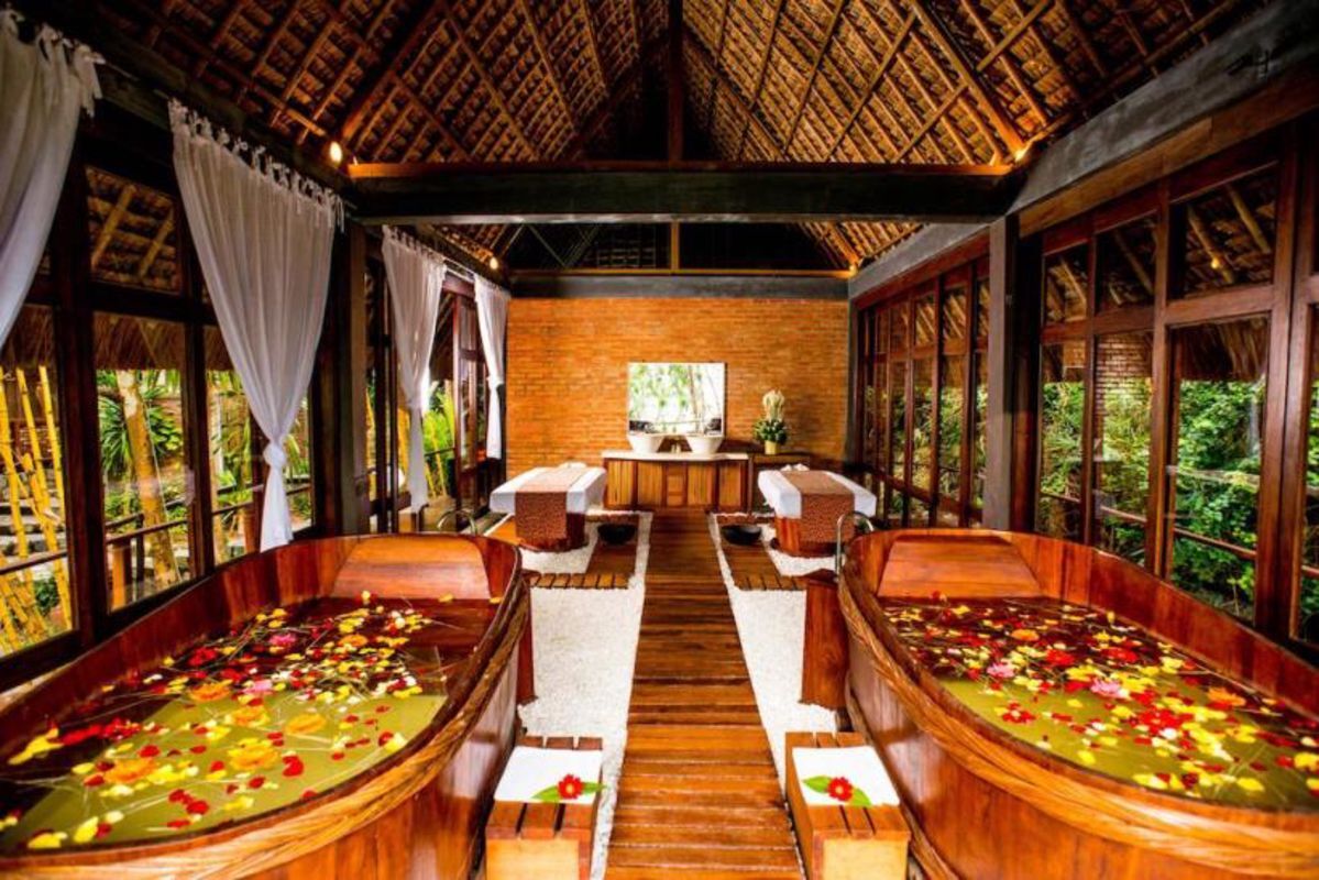 Learn Quy Nhon’s heritage with expert insights