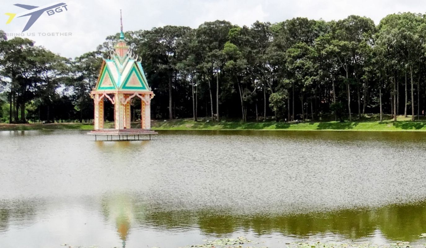 Ba Om Pond in Tra Vinh - Dive into the tranquil charm of Tra Vinh Travel