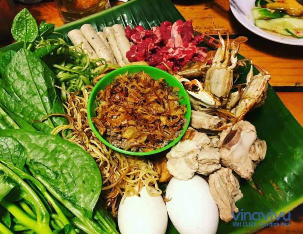 Hotpot with Paddy Crab Paste "Lẩu riêu cua đồng"