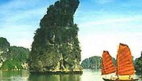 Capture the geological beauty of Bai Tu Long’s coastal gem
