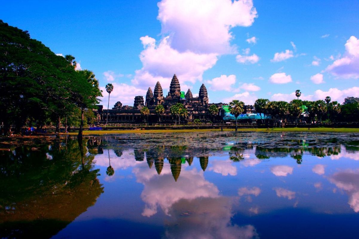 Embrace the vibrant energy of Angkor’s cultural heritage