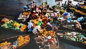 Capture the vibrant beauty of Can Tho City’s waterway gem