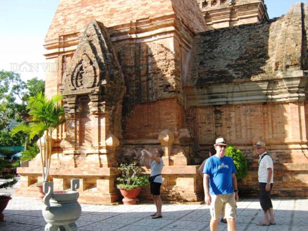 Seize the adventurous spirit of Khanh Hoa Travel