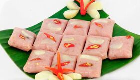 Dive into the savory flavors of Dong Thap Travel
