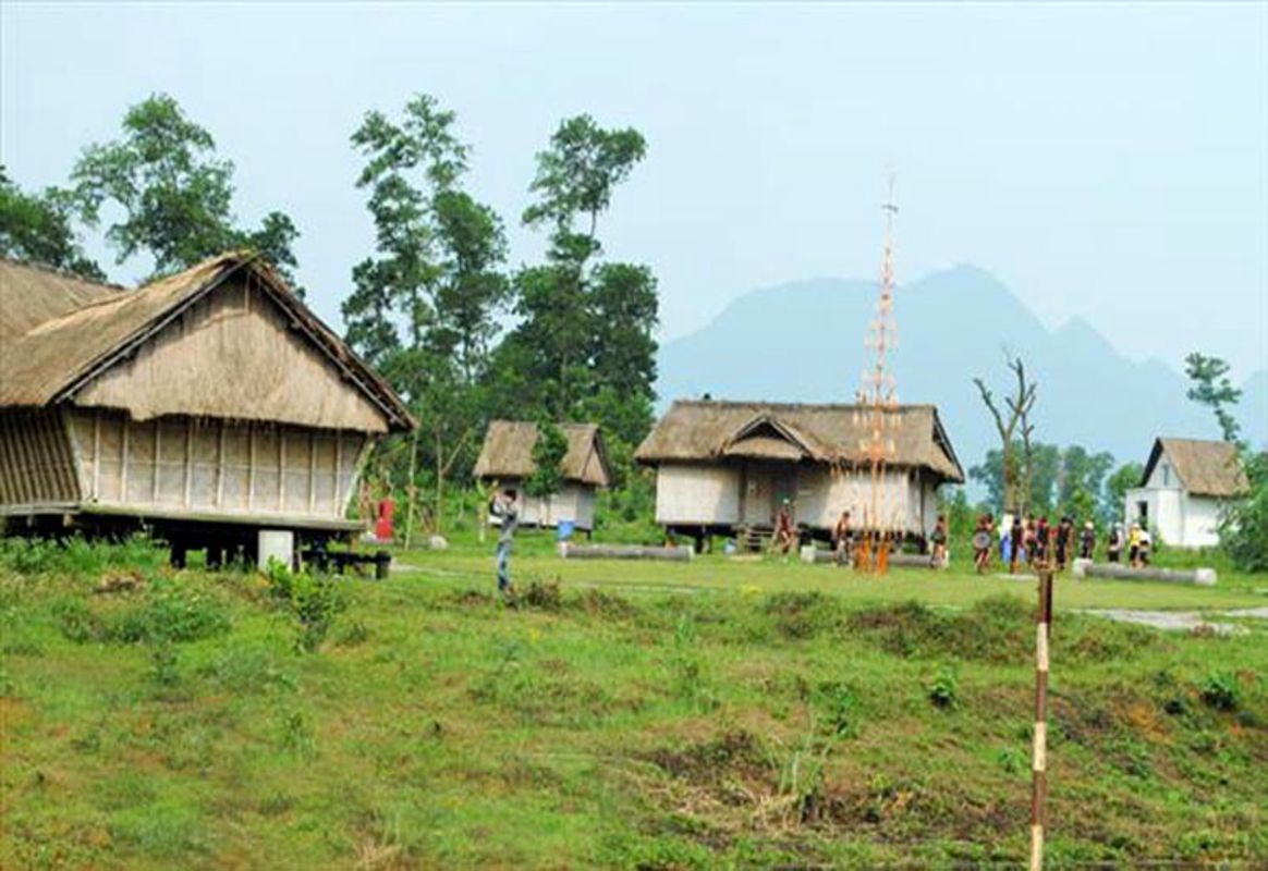 Capture the cultural diversity of Hanoi’s heritage gem