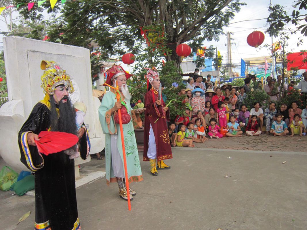 Photograph the vibrant allure of Can Tho’s traditions
