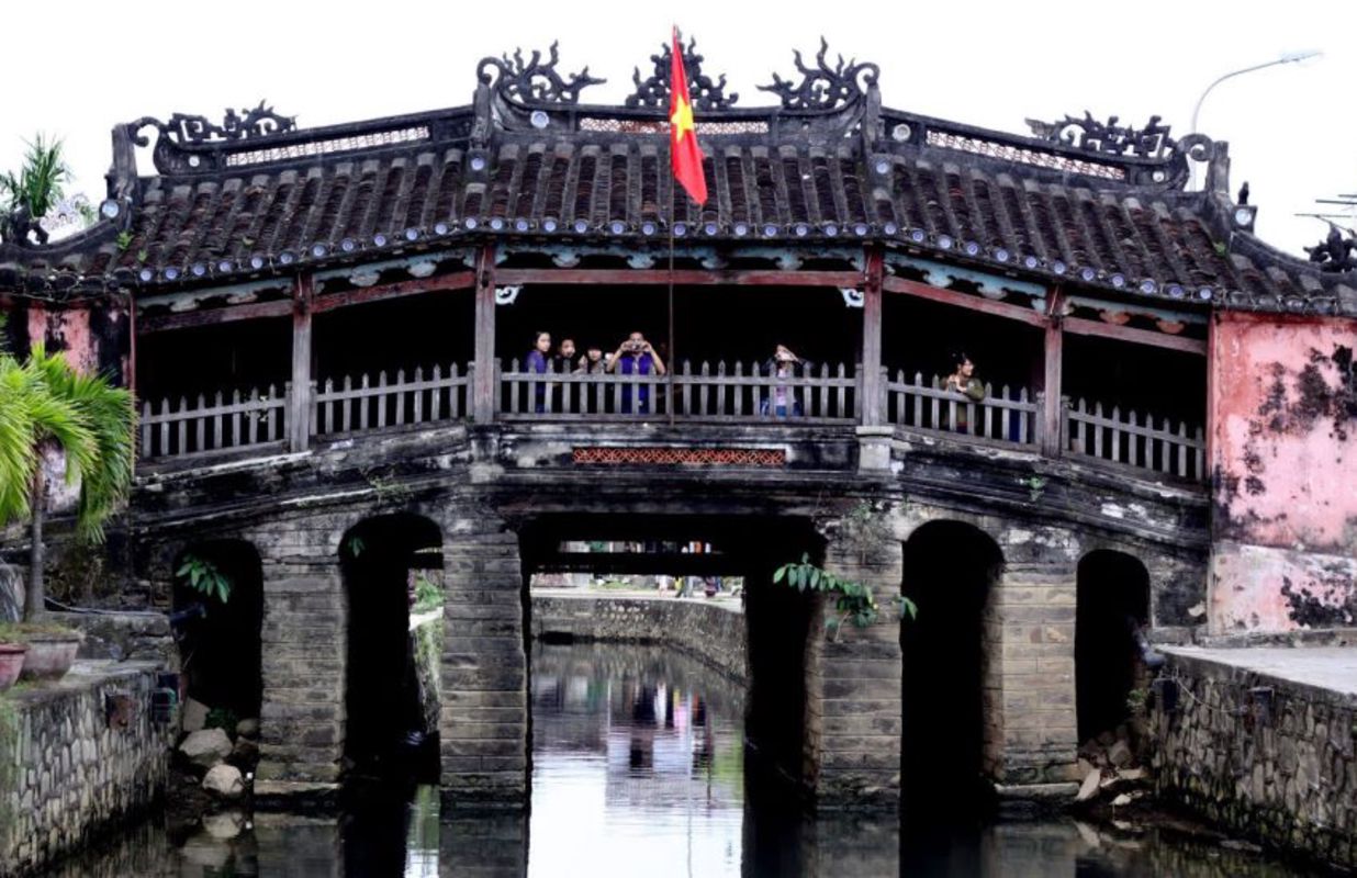 Cau Pagoda "Bridge Pagoda"