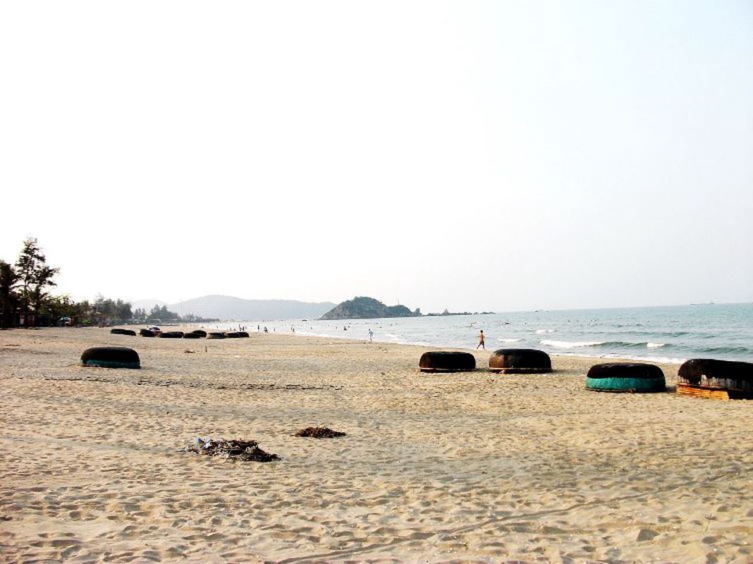Capture the coastal beauty of Nghe An’s seaside gem