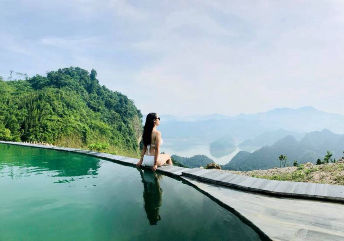 Start your Hoa Binh Travel with tranquil vistas