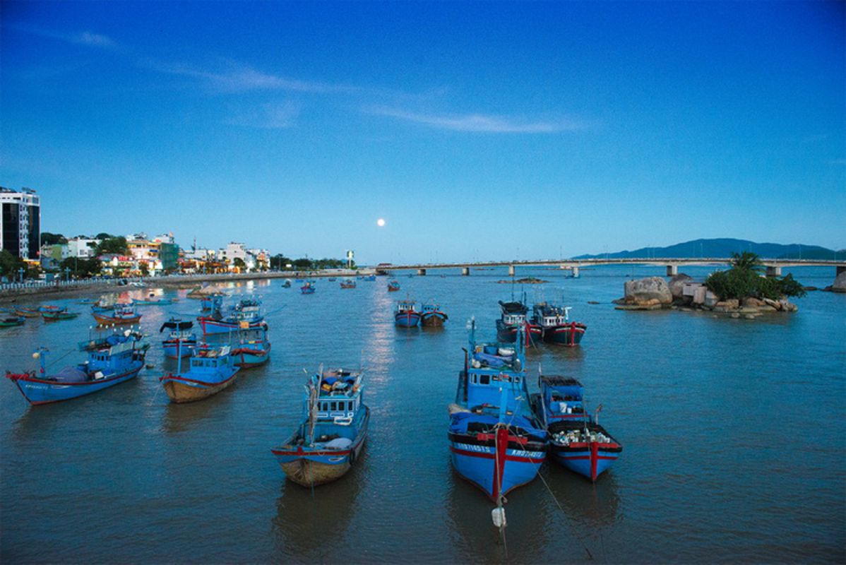 Capture the vibrant beauty of Khanh Hoa’s coastal gem