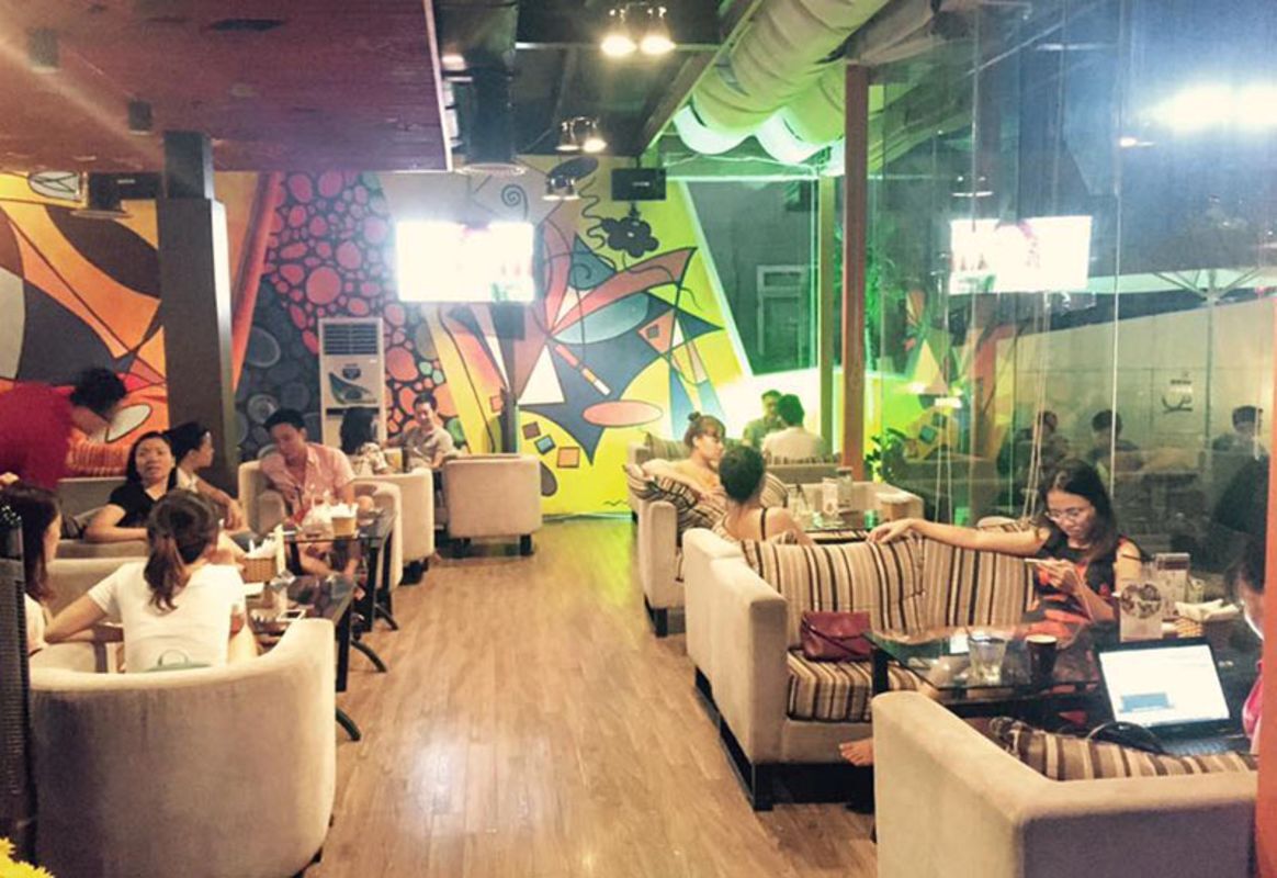 I-Feel Coffee - Embrace the vibrant spirit of Hanoi Travel adventures