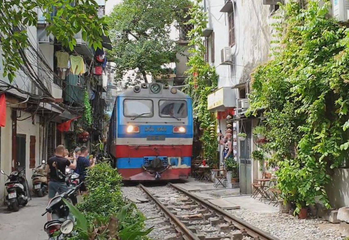 Photograph the authentic allure of Hanoi’s heritage