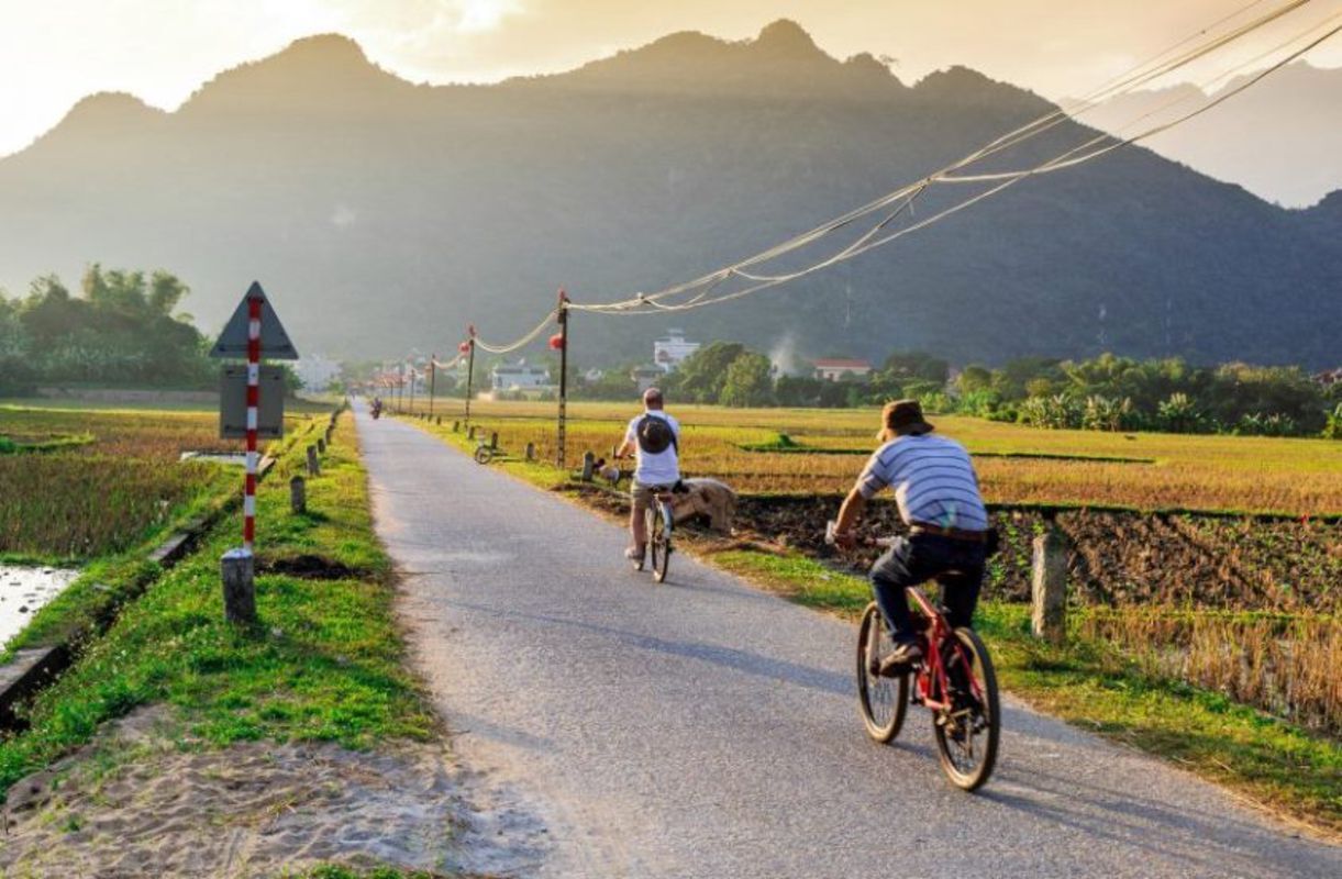 Capture the biodiverse beauty of Mai Chau’s ecological gem