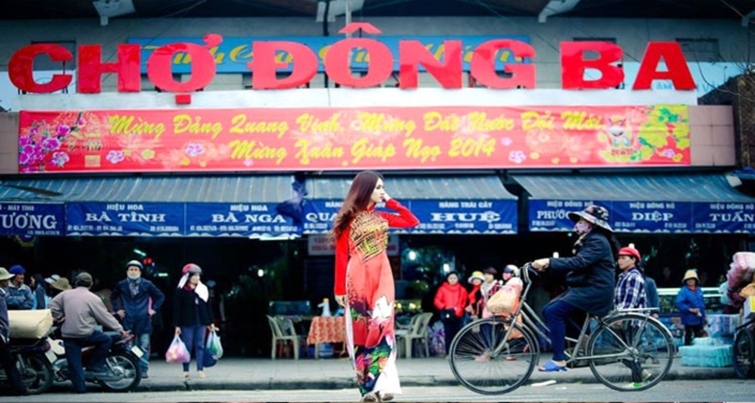 Photograph the vibrant spirit of Hue’s culinary culture