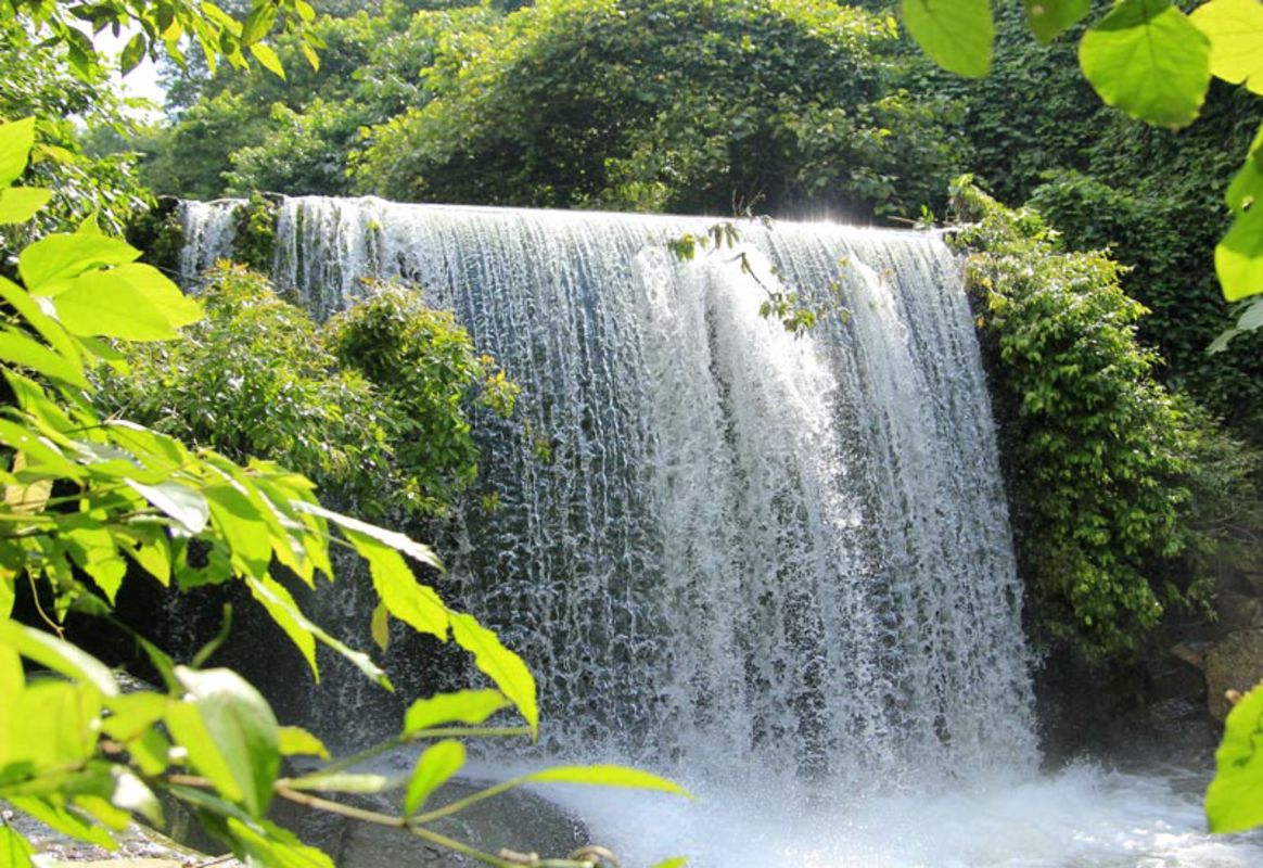 Experience Hanoi Tours with sustainable adventures