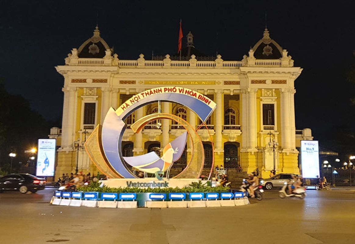 Hanoi Opera House - Capture the grandeur of Hanoi’s historical gem