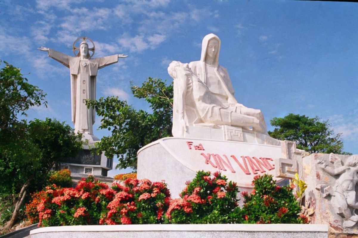 Jesus Statue