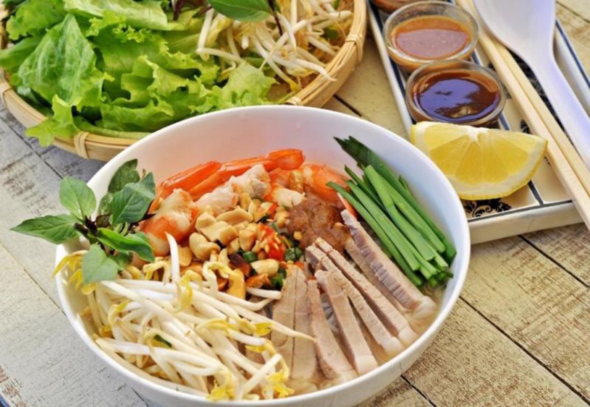 Tamarind broth with rice noodle - "Bún Gỏi Già Hậu Giang"
