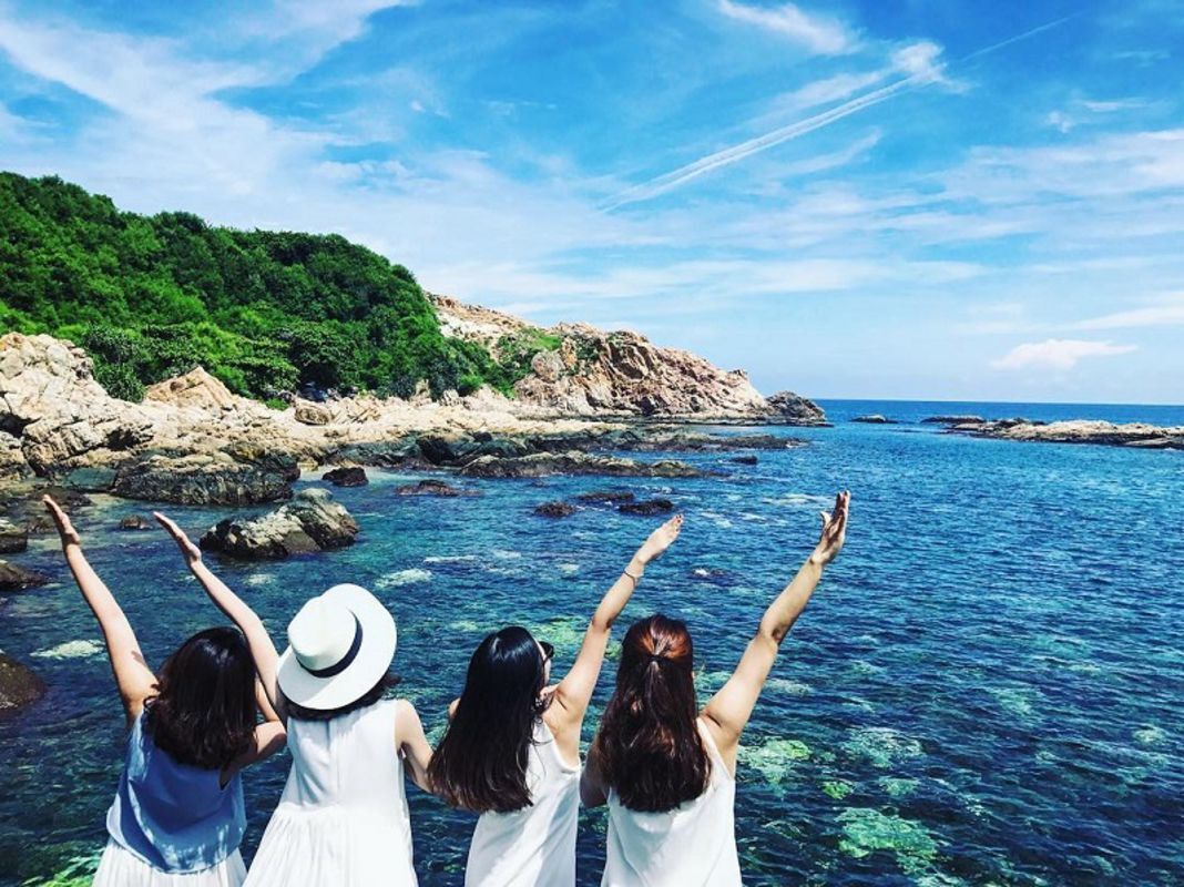 Capture the geological wonder of Phu Yen’s coastal gem