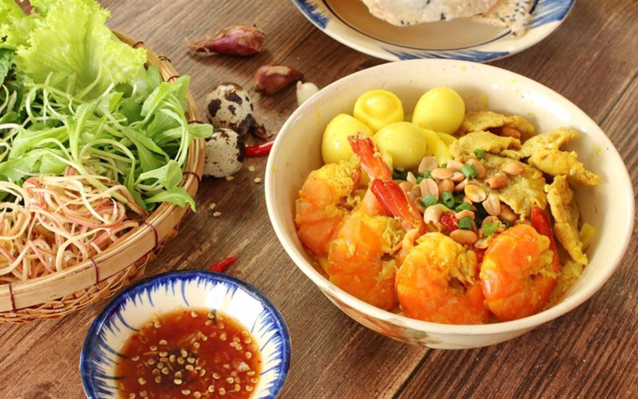 Quang Noodles - Mì Quảng - Photograph the iconic allure of Hoi An’s cuisine