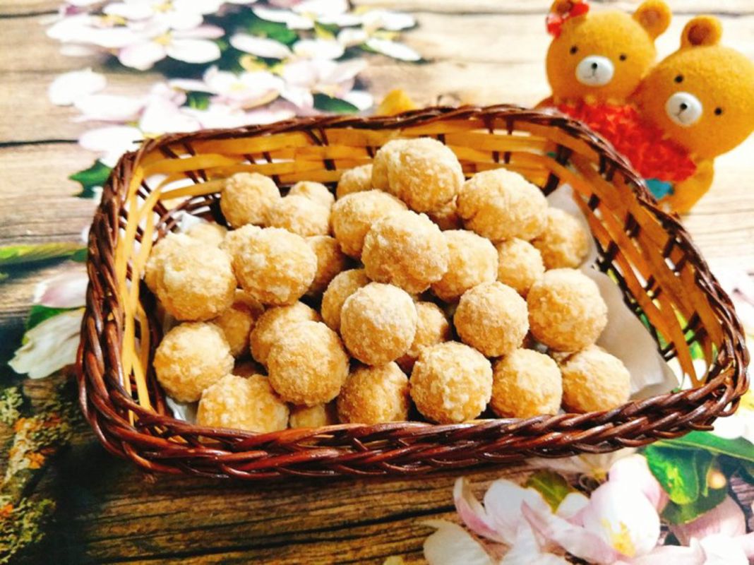 Longan Cake - “Bánh Nhãn”