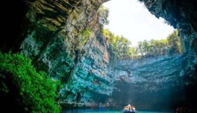 Dive into the adventurous charm of Quang Binh Travel