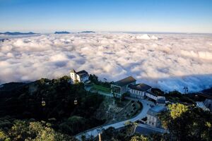 Da Nang City Travel Guide: Ba Na Hills Tours, Golden Bridge & Eco-Adventures