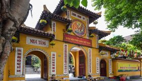Dive into the serene charm of Hanoi Travel