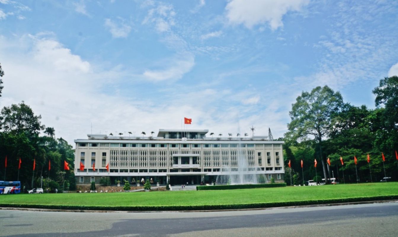 Capture the historic beauty of Ho Chi Minh City’s reunification gem