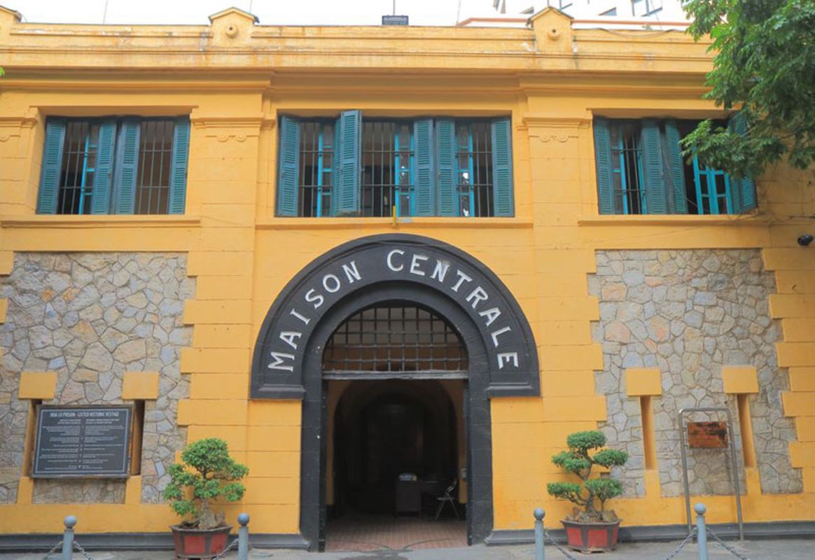 Hoa Lo Prison