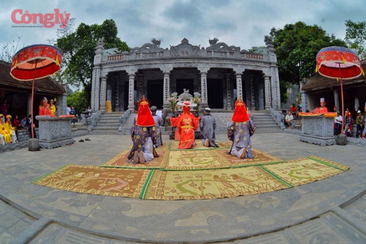 Begin your Ninh Binh Tours with a festive adventure