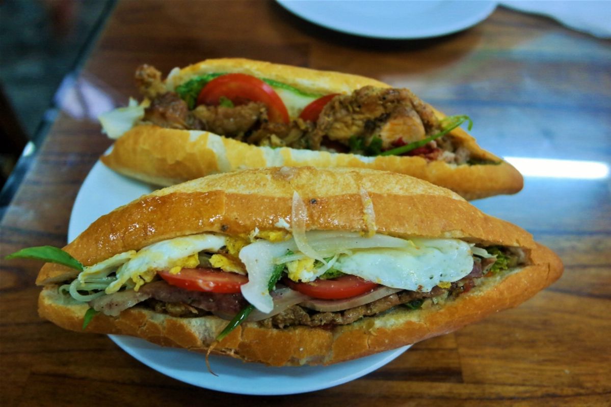 Capture the savory essence of Hoi An’s culinary gem