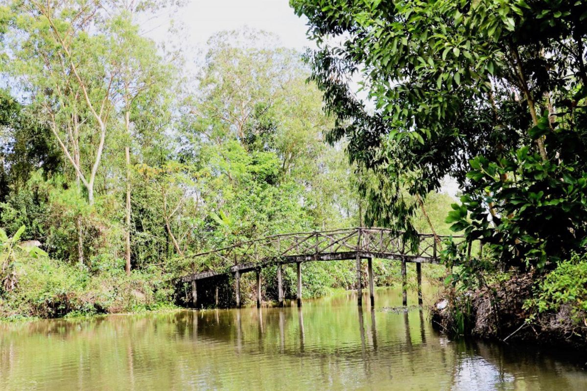 Begin your Hau Giang Tours with a scenic adventure