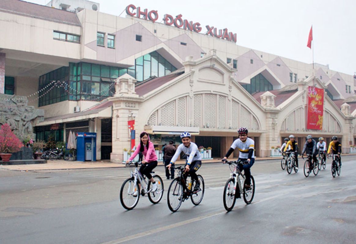 Experience Hanoi Tours with sustainable adventures