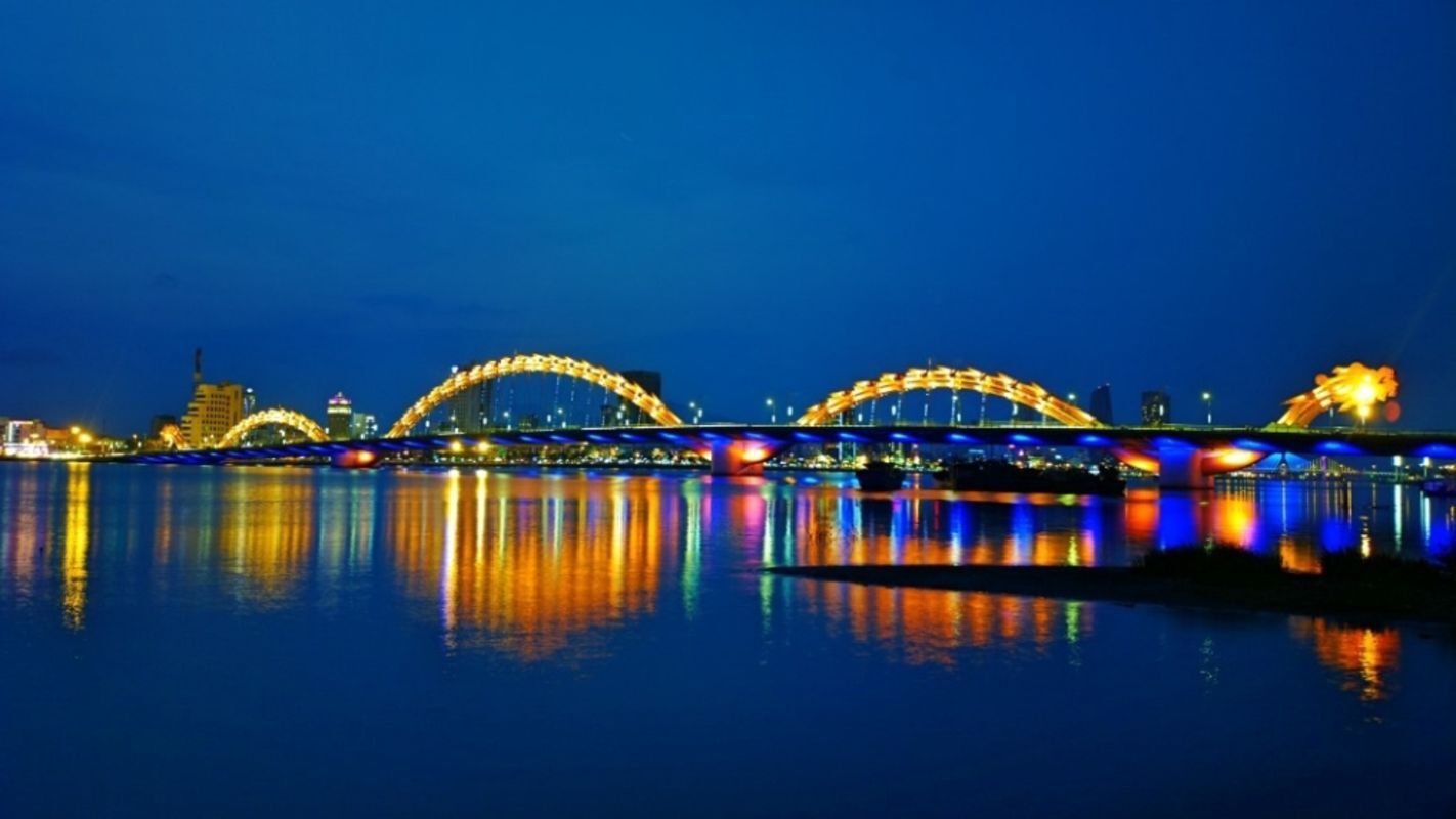 Start your Da Nang Travel with scenic splendor