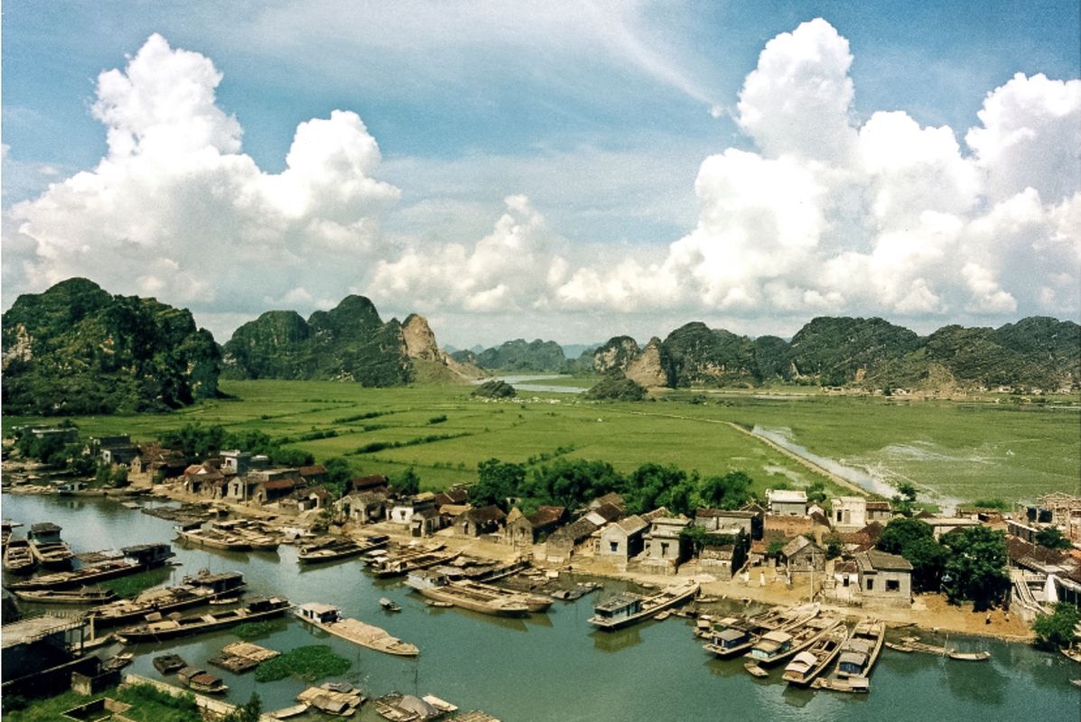 Photograph the natural allure of Ninh Binh’s landscapes