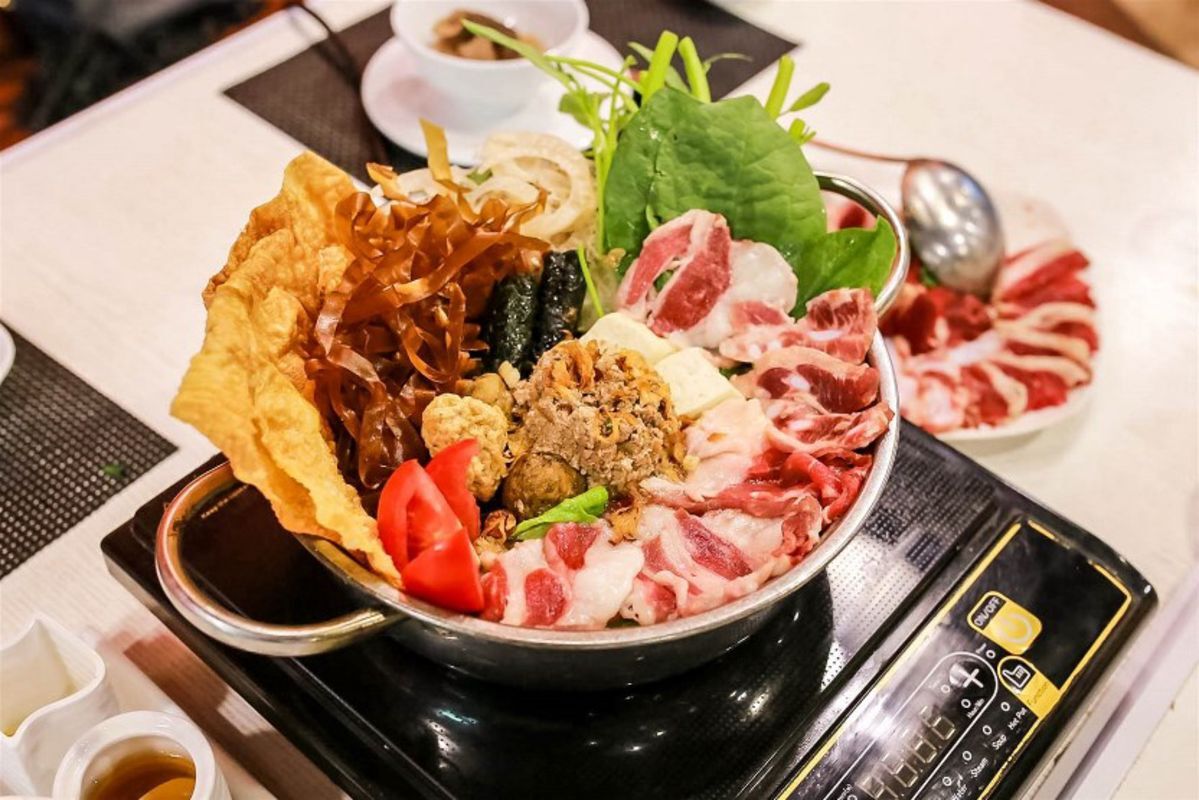 Dive into the vibrant flavors of Vinh Long Travel