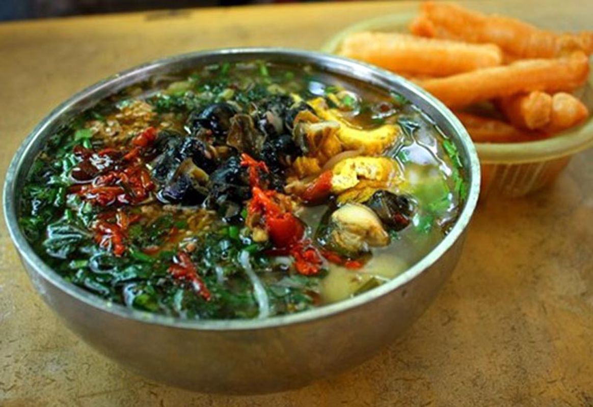 Capture the authentic charm of Hanoi’s food culture