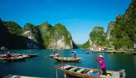 Capture the lush beauty of Halong Bay’s UNESCO gem