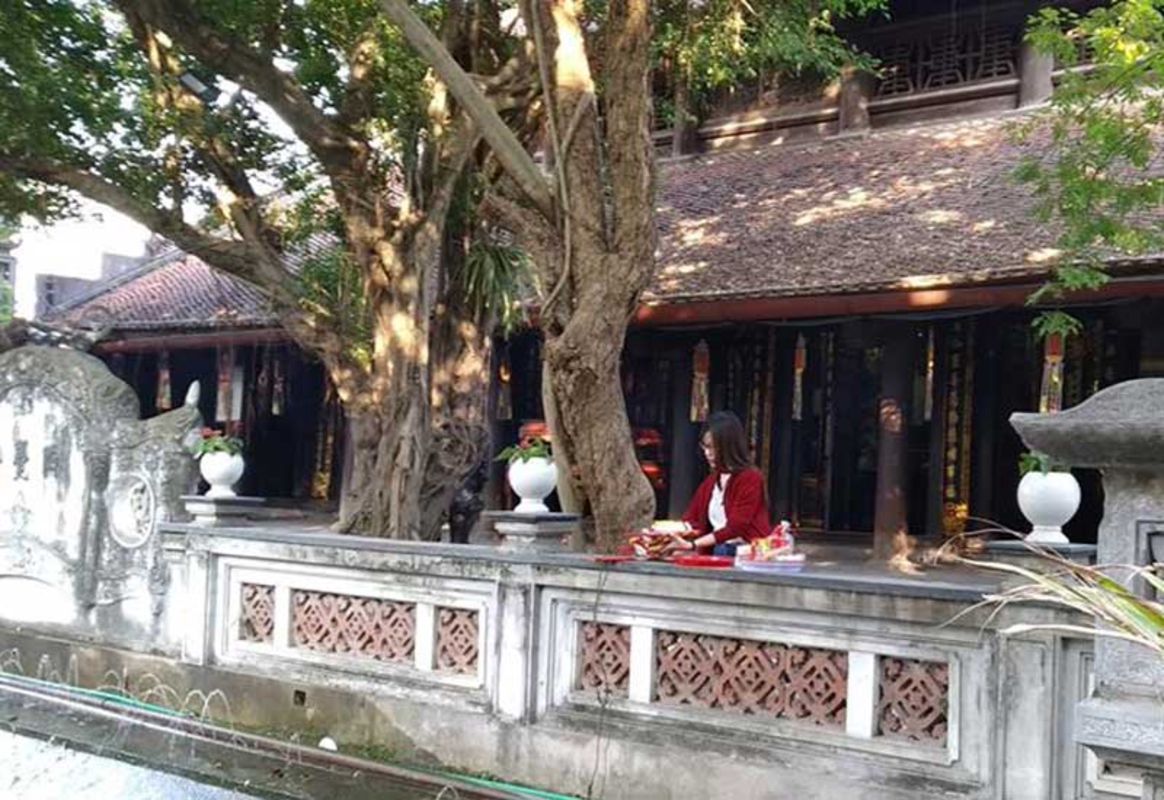 Experience Hà Pagoda Tours with sustainable adventures