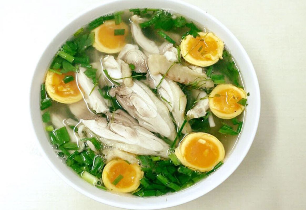 Learn Hanoi’s food heritage with expert insights