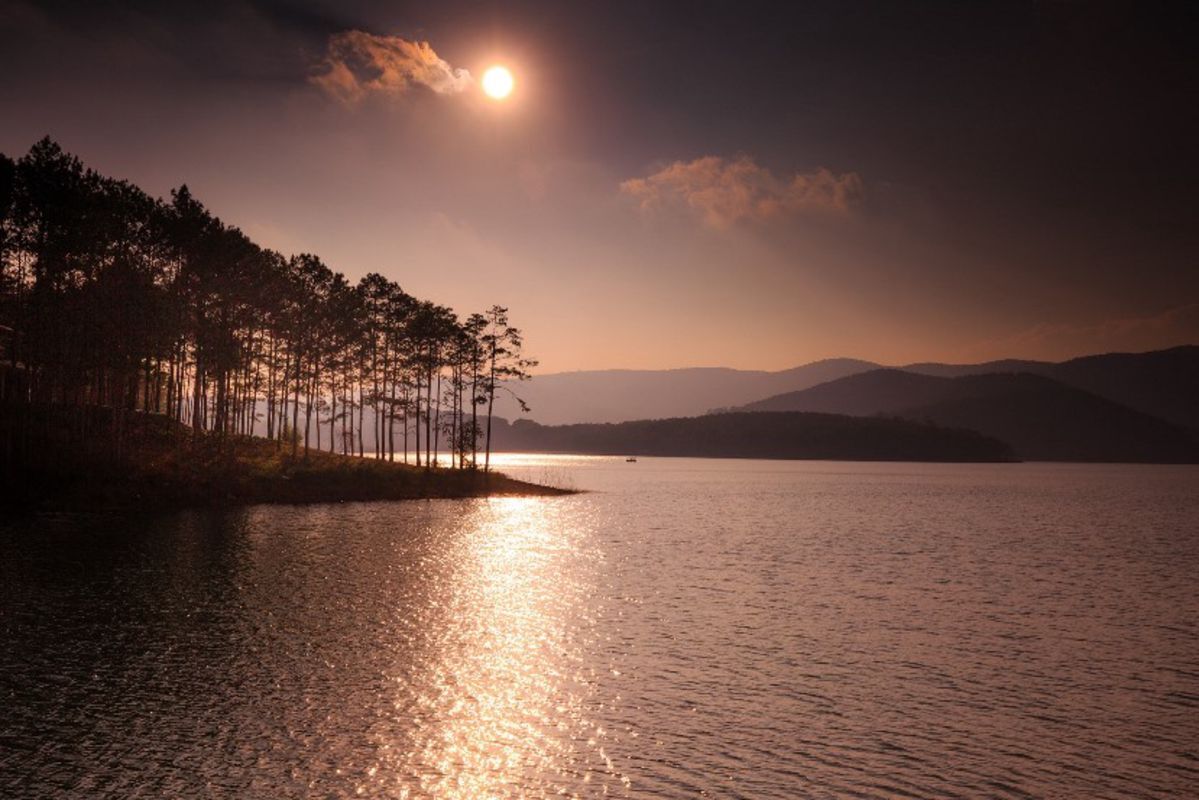 Capture the tranquil beauty of Da Lat’s highland gem
