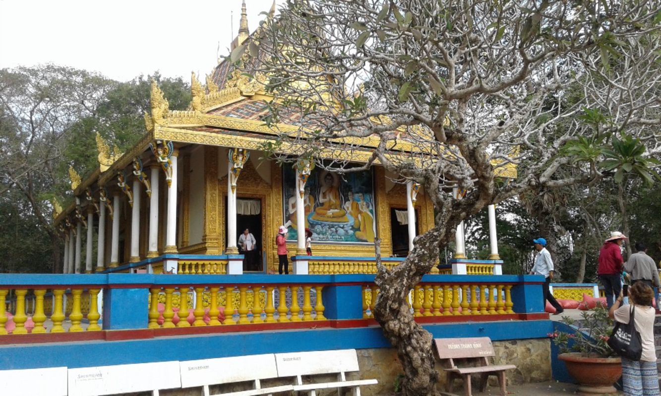 Pagoda Of Bat "Chùa Dơi"