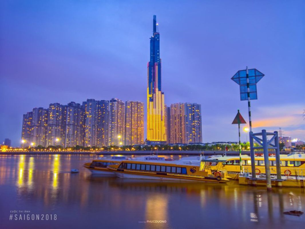 Capture the modern beauty of Ho Chi Minh City’s tallest gem