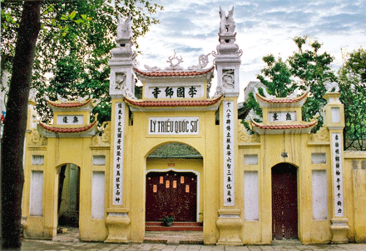 Photograph the flavorful allure of Hanoi’s heritage
